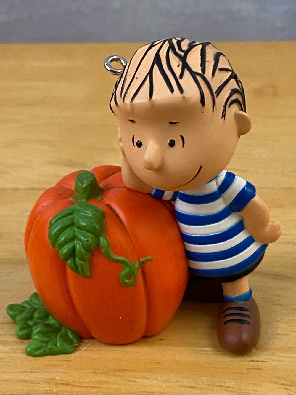 2013 Hallmark Peanuts Linus Waiting for the Great Pumpkin Ornament